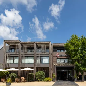 Best Western Plus le Roi Arthur Hotel et Spa Отели в г. Плоэрмель