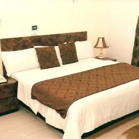 Madugu Hotel and Luxury Apartments