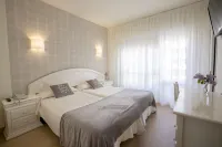 Hotel Ciudad de Calahorra Отели в г. 