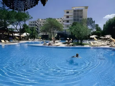 Hotel Bristol Buja