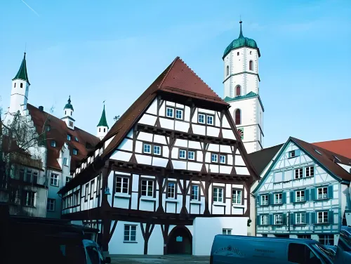 Hotel Kapuzinerhof فنادق في Biberach