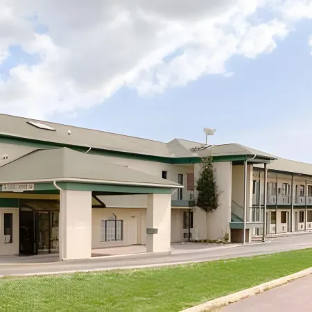 Days Inn by Wyndham Morristown