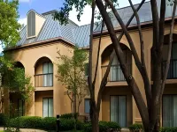 Holiday Inn Irving - Las Colinas Hotels near Trinity Railway Express - West Irving Station