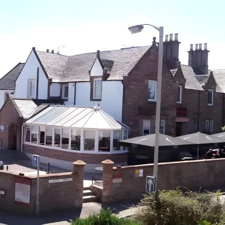 Redcliffe Hotel