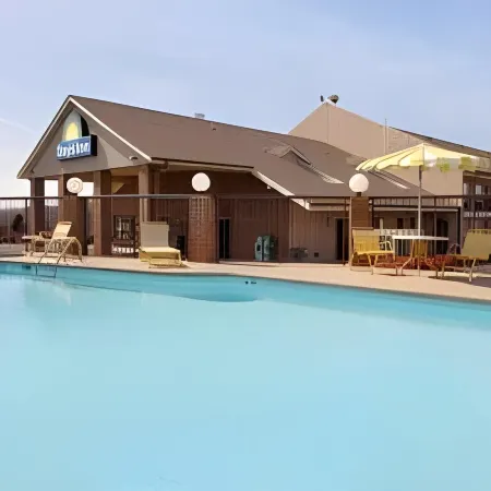 Days Inn by Wyndham Nashville North/Opryland Area