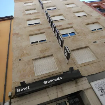 Hotel Mercado by Gaiarooms Отели рядом с достопримечательностью «Сан-Эстебан»