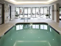 Courtyard Bristol Hotels in Bristol