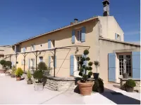 Mas Dansavan Chambres d'hôtes Hotels in Cabrières-dAvignon