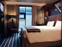 Village Hotel Farnborough Hôtels à : Farnborough