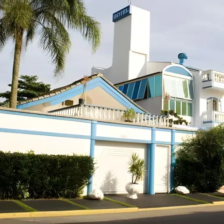 Hotel Casa Branca Отели рядом с достопримечательностью «Пляж Энсеада»