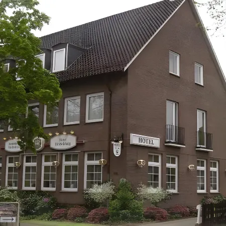Heidekönig Hotel Celle Отели в г. Целле