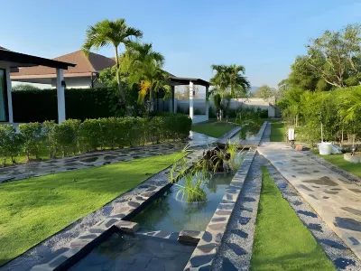 Siri Thai Lodges Hotels in Hin Lek Fai