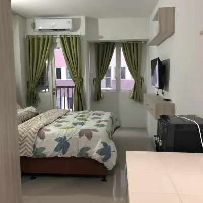 Laguna Room at Apartment Sentraland Karawang Hotel di Telukjambe Timur