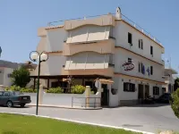 Takis Hotel Apartments
