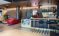 Ibis Barcelona Aeropuerto Viladecans Hôtels à : Sant Boi de Llobregat