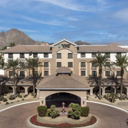Embassy Suites by Hilton la Quinta Hotel & Spa