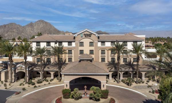 Embassy Suites by Hilton la Quinta Hotel & Spa