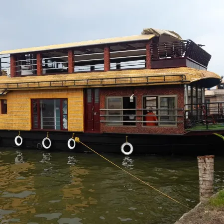 Kera Houseboats Alleppey