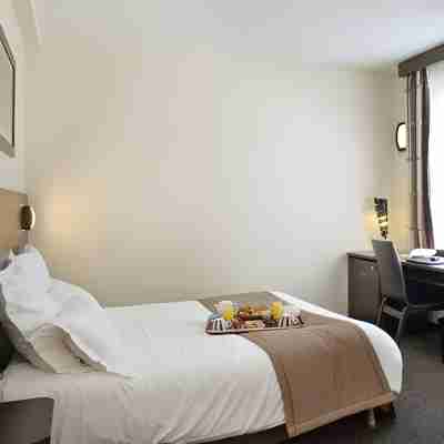 Logis Hôtel de l'Europe Rooms