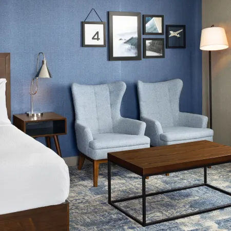 Four Points by Sheraton Edmonton South