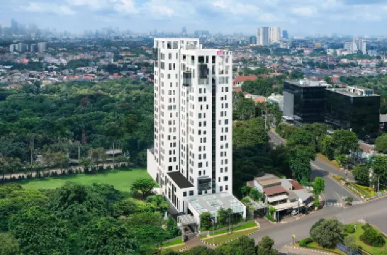Aloft South Jakarta Hotels near Ragunan Zoo