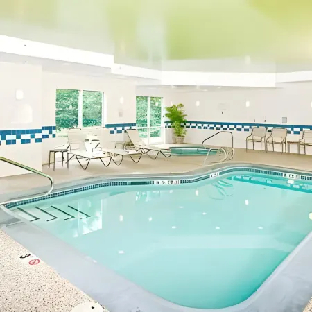 Fairfield Inn & Suites Brunswick Freeport