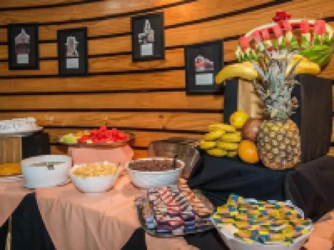 Hotel Serena Suite Hotels in La Serena