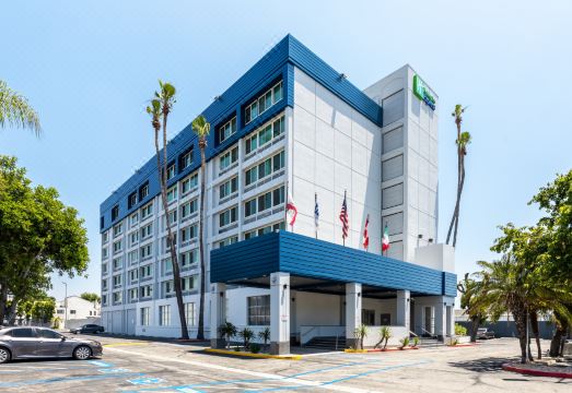 Holiday Inn Express Van Nuys 외관