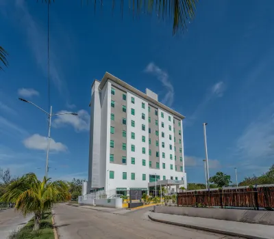 La Venta Inn Ciudad del Carmen Hotels near Plaza Premium