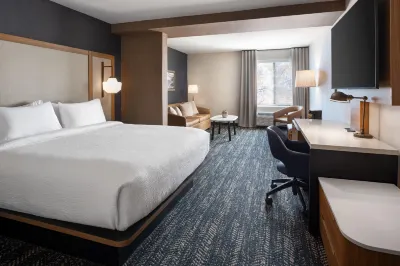 Fairfield Inn & Suites Fresno River Park Hotels in Fresno