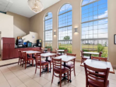 Best Western Airport Inn Hotels in Moline