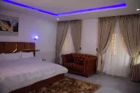 LINTOC HOTEL & SUITES LTD Hotels near Corner Stone International Stores