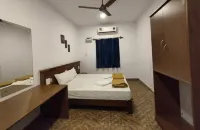 Jungle by Sturmfrei Vagator Hotels in Chapora