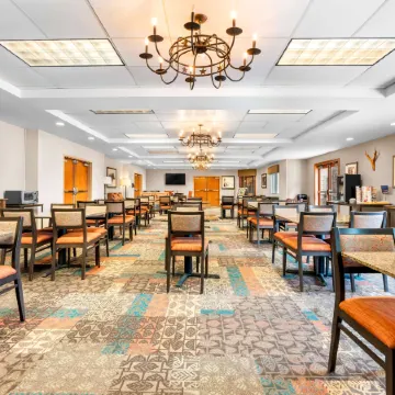 Best Western Rocky Mountain Lodge