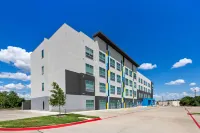 Tru by Hilton Plano Hwy 75 Hotels near Marshalls