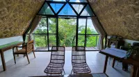 Mbeliling Mountain Ecolodge Hotels in Tondong Belang