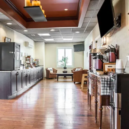 Island Inn & Suites, Ascend Hotel Collection