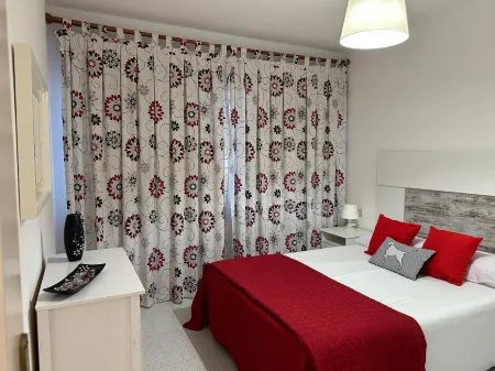 Casa Cabana - El Médano Отели рядом с достопримечательностью «Plaza Roja»