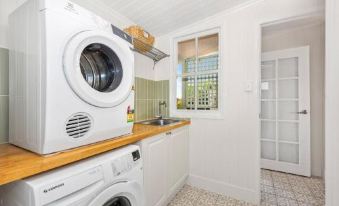 Ambiente Cottage - Pet and Family Friendly
