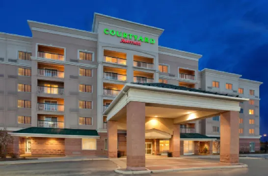 Courtyard Toronto Vaughan Hotels near Aviva Centre