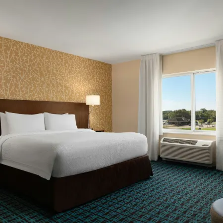 Fairfield Inn & Suites London