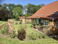 Special break for two in East Friesland, fenced garden & terrace Hotel dekat Museum Oll Reef Hus J. u. G. Tjaden