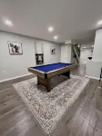Black Hawk Mountain Retreat: pool table, foosball, air hockey, workout room!