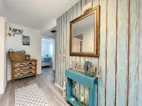 Charming Ground Level Resort Style 3 unit Condo  - unit C