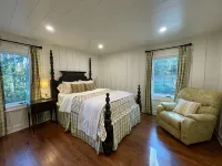 Newly renovated mountain view home in High Hampton, minutes from Cashiers, NC