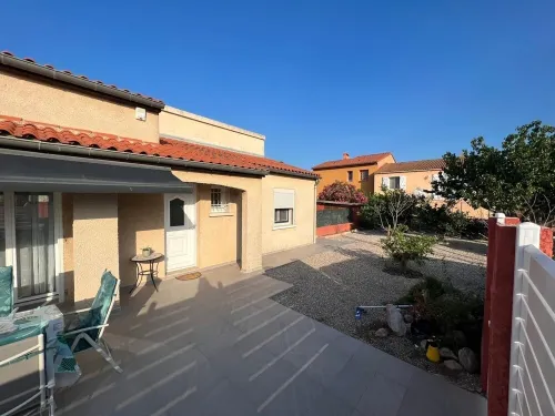 Beautiful villa at the foot of the Alberes mountains Swimming pool/Jaccuzi/Pétanque court