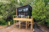 Treehouse at a lavender farm overlooking a creek!