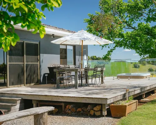 A Wonderful Country Relax. Reconnect with Nature. Hotels in Wingham