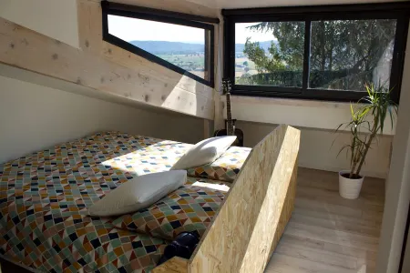 Appartement sur les Toits, Très Jolie Vue, Provence Отели в г. Греу-ле-Бен