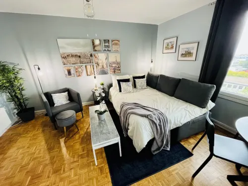 Entire rental unit in Maisons-Alfort, France Hotels in Maisons-Alfort